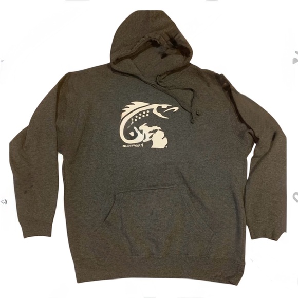 livnfresh Other - hoodie with hidden beverage pouch